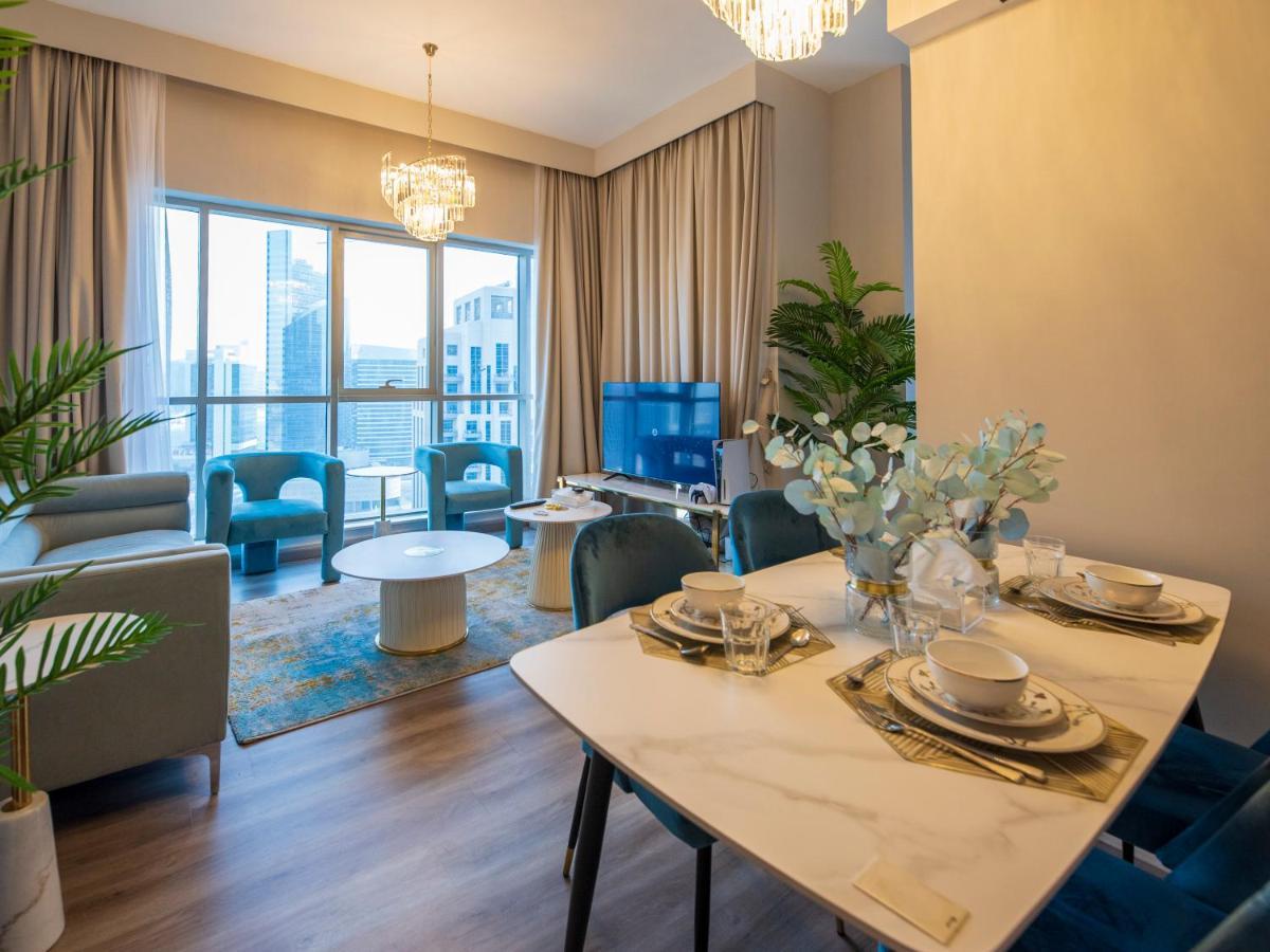 First Class 2br With Burj Khalifa & Downtown View Apartment *