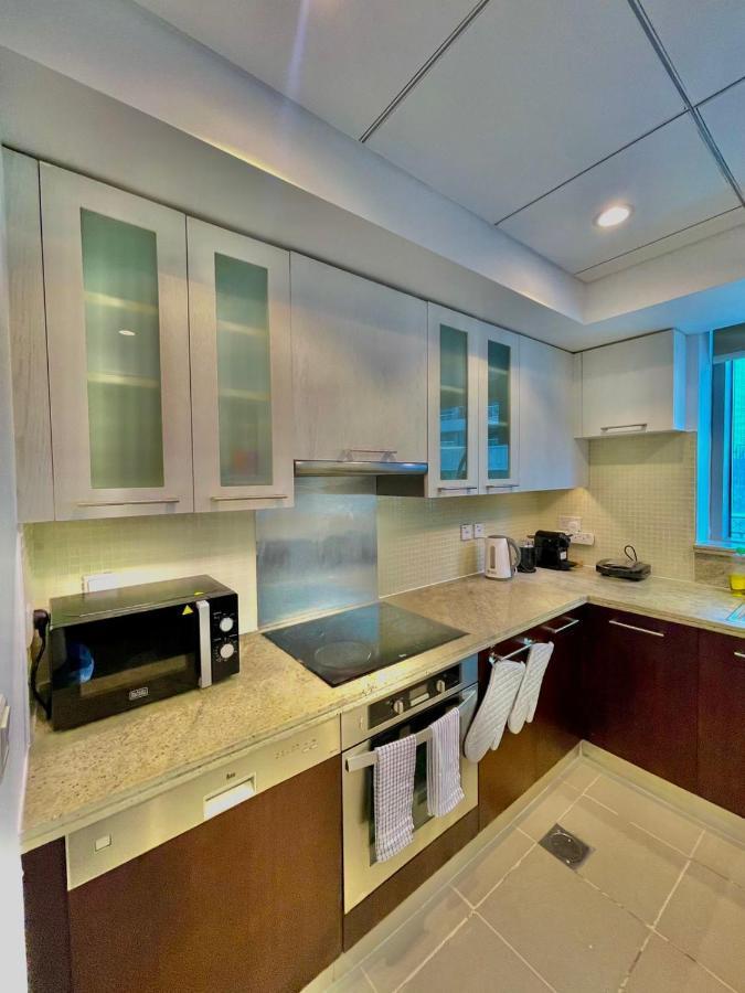 First Class 2br With Burj Khalifa & Downtown View شقة *