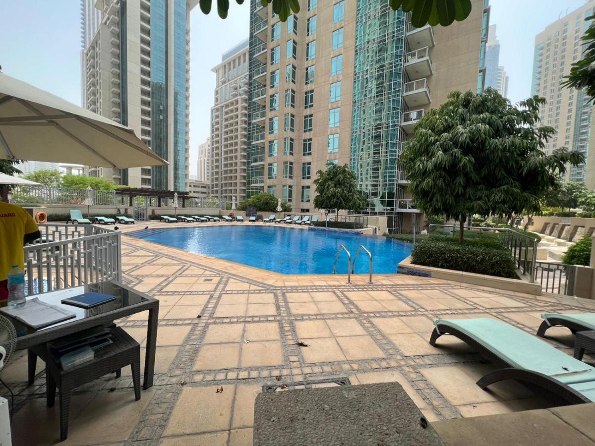 First Class 2br With Burj Khalifa & Downtown View دبي